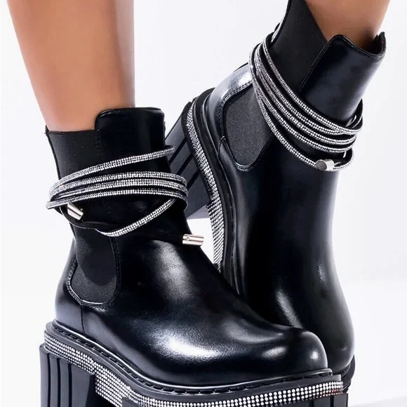 Azalea Wang Black Platform Ankle Boots with Silver Accents - Worn Once - Picture 3 of 12